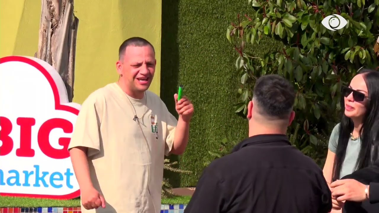 Banorët këndojnë njëzëri në oborr - Big Brother Albania VIP 3