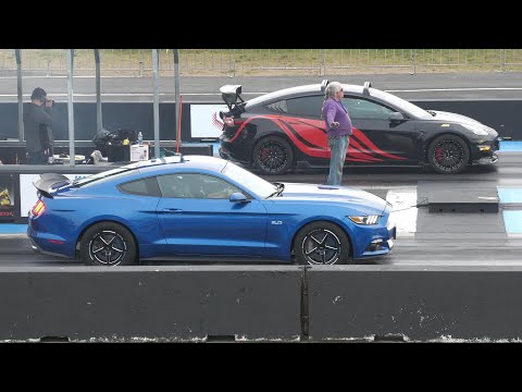 Tesla vs Mustang GT