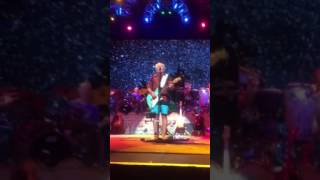 JIMMY BUFFETT playing LOVE and LUCK in ORLANDO 2017 parrothead red was FRONT ROW