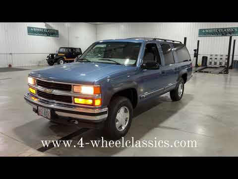 1997 Chevrolet Suburban (CC-2019944) for sale in Holland , Michigan