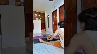 Download lagu Pijat gratis wkw #shortsvideo mp3 Download lagu Pijat gratis wkw #shortsvideo mp3