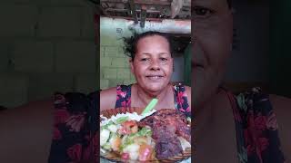 MEU ALMOÇO SIMPLES DE DOMINGO DE PÁSCOA CARNE ASSADA FRANGO ARROZ E VINAGRETE 