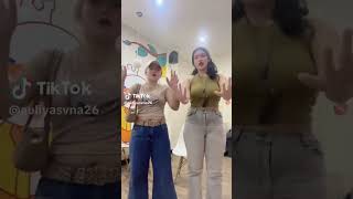 Download lagu duo racun di follow #indonesiangirl #beautifulgirl mp3