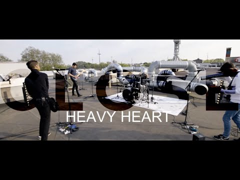 HEAVY HEART - Close (live at Le Ferrailleur)