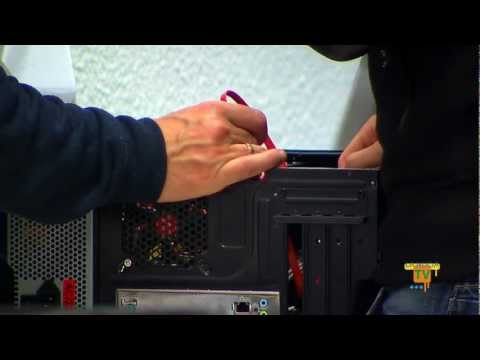 08/01/13 – 15 desempleados se forman en el Curso de Microinformática de la Escuela de Oficios.