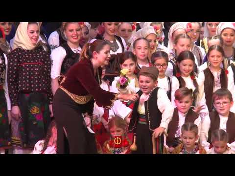 Dečak govori staru sprsku zdravicu