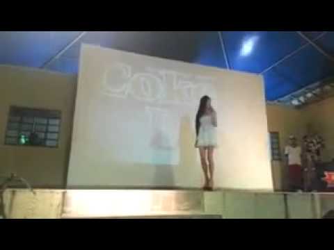 Raquel Winehouse na Coke Luxe - 22-11-14