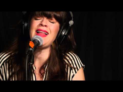 Shelby Earl - Sea Of Glass (Live on KEXP)