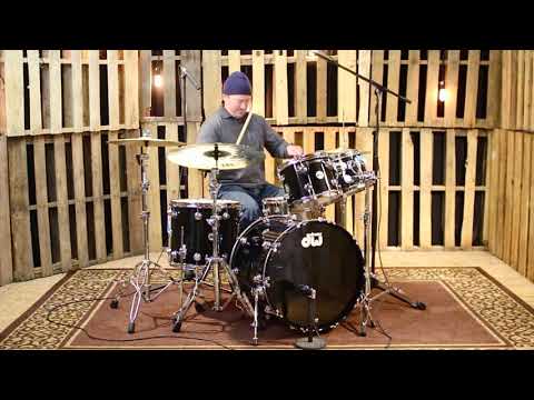 DW Collector's Maple/Mahogany Solid Black Lacquer Drum Set - 22, 10, 12, 16