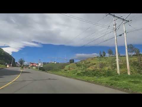 Carretera de San Miguel de Bolívar a San José de Chimbo