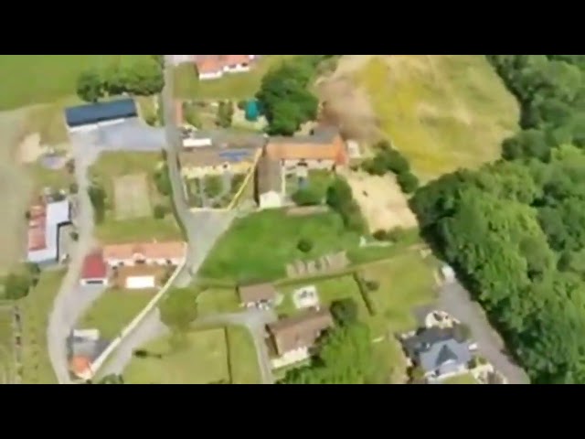 Corps de ferme traditionnel en L &agrave; Lembeye (64350)