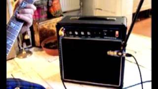 Video thumbnail for cheapo 1980's guitar combo by skaboosh