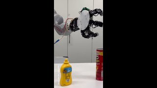 Switzerland's EFPL's detachable hand robot | TechCrunch