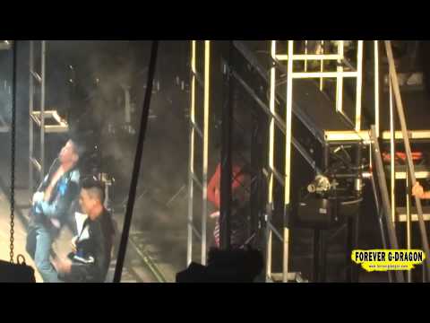 140913 YG Family Power Tour in Singapore G -dragon - CrayOn