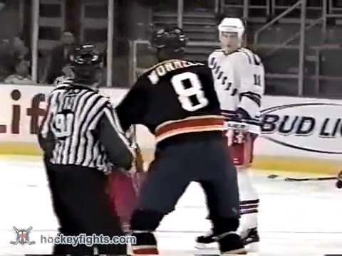 Peter Worrell vs Matthew Barnaby