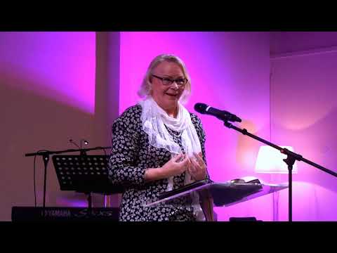 Pirkko Vesavaara - Nyt on kiire kertoa aika on loppumassa