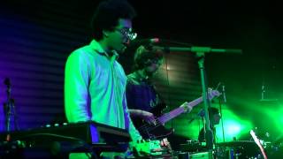 TORO Y MOI - Never Matter ,Live in Athens [18-01-2013]