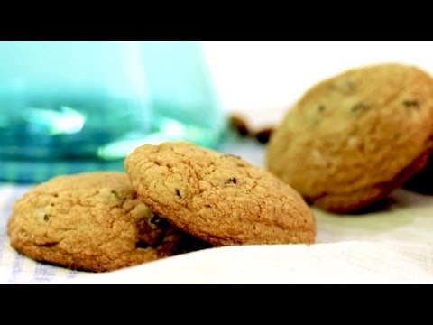 Gluten Free Chocolate Chip Cookies - Gluten Free with Alex T