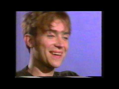 Oasis v Blur 1995 News Reports BBC & London Tonight