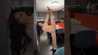 Nicole Scherzinger on TikTok „Never forget. How fabahhhlous you are. 🤸🏿‍♀️  Keep shining beauties✨