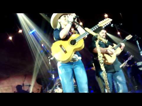 Bruna Viola - Gravação do 1° DVD Participação Especial de César Menotti e Fabiano.