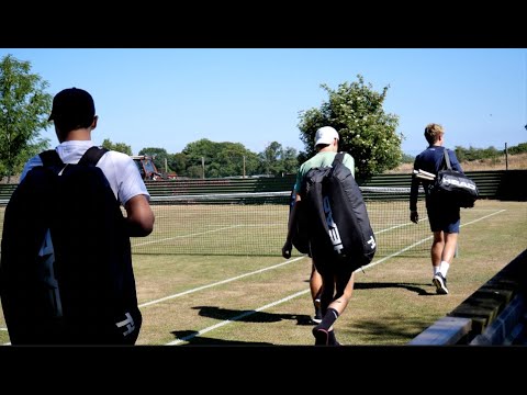 Från Plantahagens grästennisbanor till Wimbledon