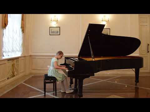 Мотолянец София