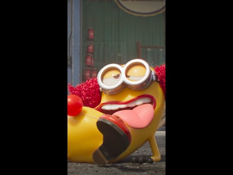 Minions 🤝 clowning around.