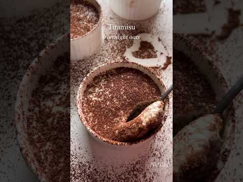 Tiramisu Overnight oats #breakfast #viral #creamy #trending #recipe #healthy #snack