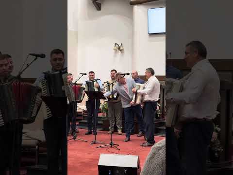 Ilie Puha,Tibi Ursaciuc,Emil Puha,Danut Puha,Levi Lucescu-Eu sunt alfa si omega..Sfanta Treime Vicov