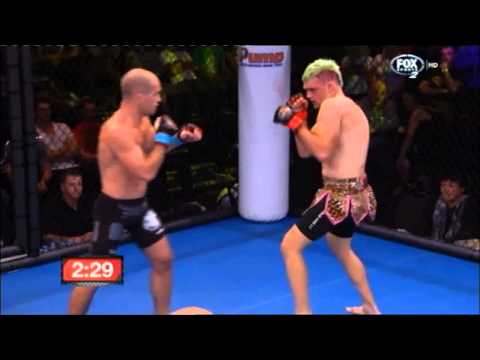 Ben 'Manimal' Wall vs Bernardo 'Trekko' Magalhaes (Combat8)