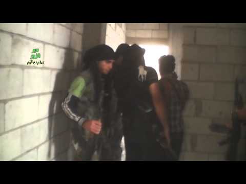 اشتباكات بين عناصر الجيش الحر وقوات النظام في حي الرصافة في دير الزور