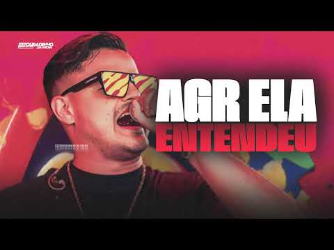 AGORA ELA ENTENDEU PORQUE O BANCO DO CARONA NUNCA TAVA NO MESMO LUGAR - HEITOR COSTA