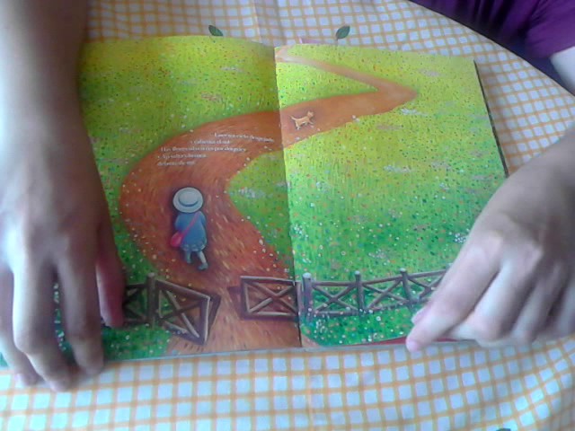 Vídeo relacionado con Un día más contigo, caminando por una tarde de primavera (SIN COLECCION)