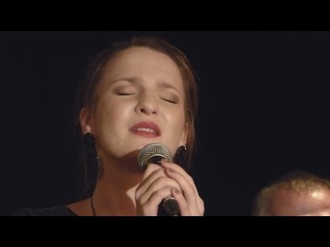 Zespół "SIOSTRY ŁOTRY" - "Ludzie !" - 53 SFP w Krakowie ( 2017 r.)