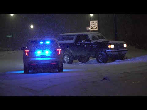 01-22-2022 Greenville, NC - ECU Campus Accident - Heavy Snow - People Roaming the Streets