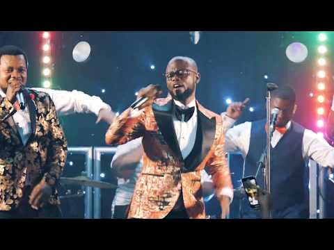 Alex Acheampong – Emmanuel (Live) (Emmanuel Praise 2019) ft. Young Missionaries (Official Video)