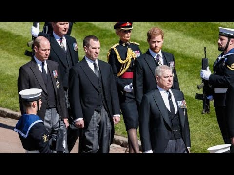 Funerali di Filippo, spunta un nuovo retroscena: la Regina spaventata da Meghan, "Un bene che..."