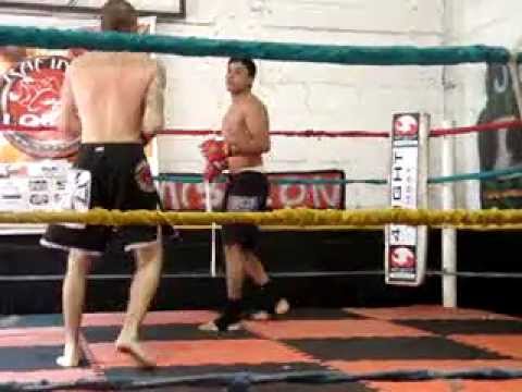 MEIO KILO VS CANHOTO NO TORRÃO COMBATE DO DIA 27/05/12