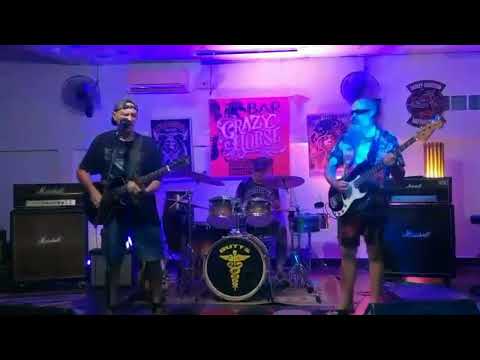 𝗚𝗬𝗣𝗦𝗬 𝗟𝗢𝗨 "𝗛𝗨𝗡𝗧𝗘𝗥" 𝗟𝗶𝘃𝗲 𝗮𝘁 𝗖𝗿𝗮𝘇𝘆 𝗛𝗼𝗿𝘀𝗲 𝗠𝘂𝘀𝗶𝗰 𝗕𝗮𝗿 𝗣𝗮𝘁𝘁𝗮𝘆𝗮 𝗧𝗵𝗮𝗶𝗹𝗮𝗻𝗱 𝟮𝟯-𝟳-𝟮𝟯