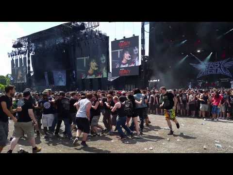 Heavy Montreal 2014 - BABYMETAL Mosh Pit