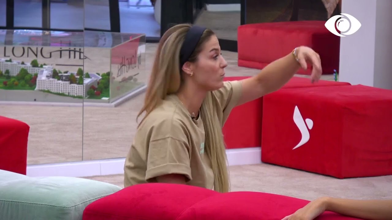 Ti s'di asgjë/ Nis debati mes Efit dhe Nitës, shkak Luizi