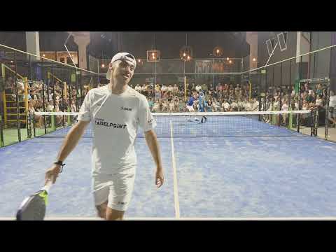ALEX CHOZAS- JUAN  RUBINI VS LEONEL TOLITO AGUIRRE- LEO AUGSBURGER. EXHIBICIÓN PREMIER PADEL 2025.