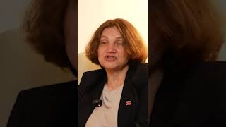 Почему Полина Шарендо-Панасюк отказывалась принимать таблетки в женской колонии #Беларусь #Заречье thumbnail