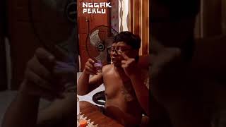 Download lagu nyobain arak bali berapi2...senggol donk... mp3