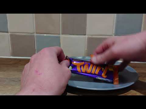 Cadbury’s Orange Twirl Review