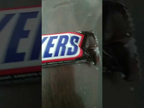 Sabor original do #SNICKERS #barra #chocolate #caramelo #junho2023 #barradechocolate