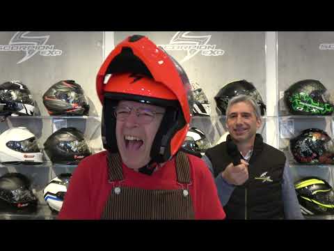 Klapphelm-Orgie: Scorpion EXO-930 vs. EXO-TECH