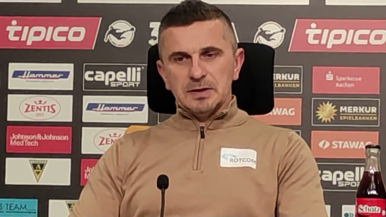 Gesprächspartner Trainer Mersad Selimbegovic , Aachen