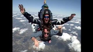 preview picture of video 'Skydive City, Zephyrhills - Mateus Stock (Tandem Jump)'